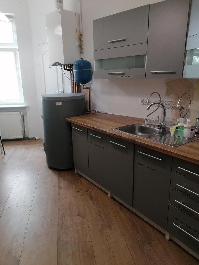 Hostel Tulip - Pokoj Jednoosobowy Nr 3 Ze Wspolna Lazienka I Kuchnia Szczecin Exterior photo
