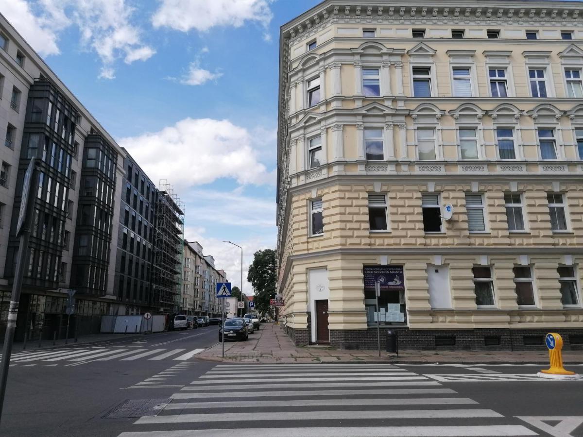 Hostel Tulip - Pokoj Jednoosobowy Nr 3 Ze Wspolna Lazienka I Kuchnia Szczecin Exterior photo